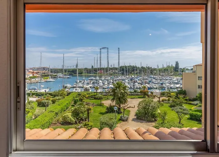 Les Heliades-1 By Interhome * アグド